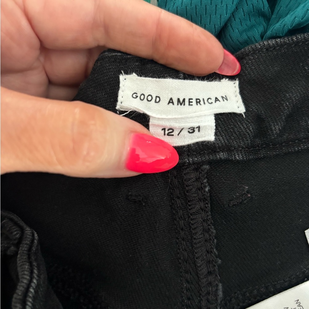 Good American Black Ankle & Cropped Jeans